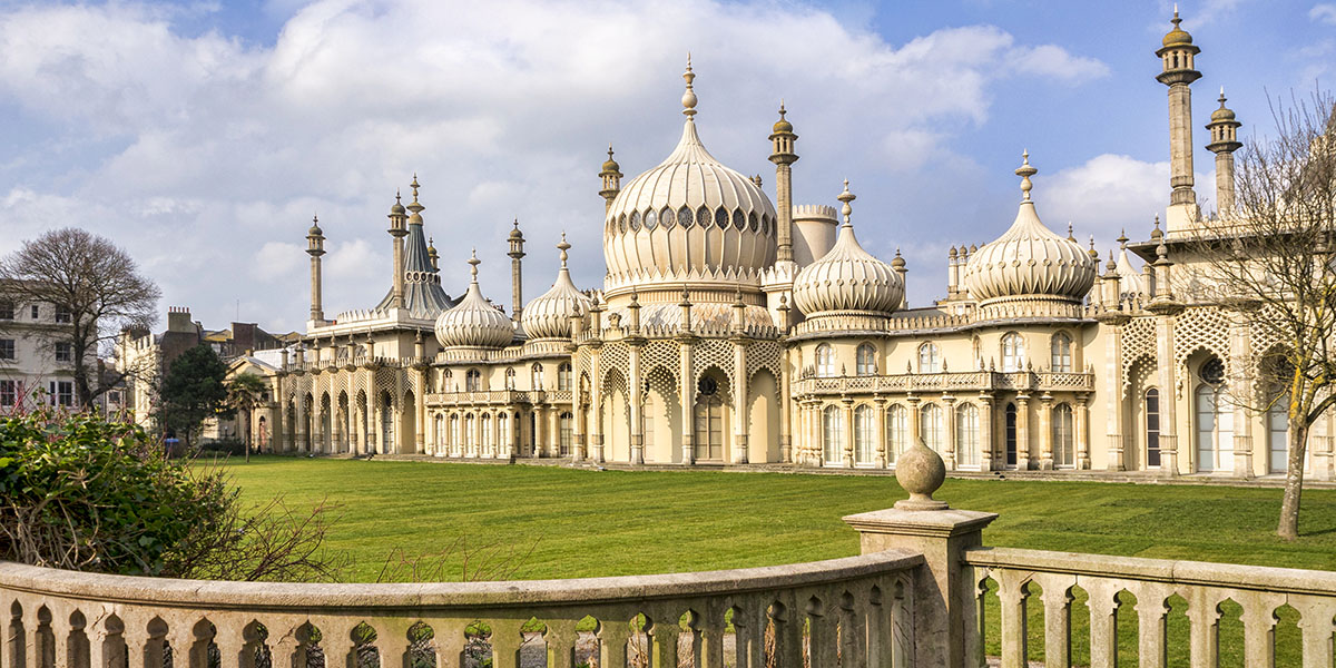 Discover some simple and practical tips for planning the perfect foodie weekend in the beautiful seaside city of Brighton, Sussex.